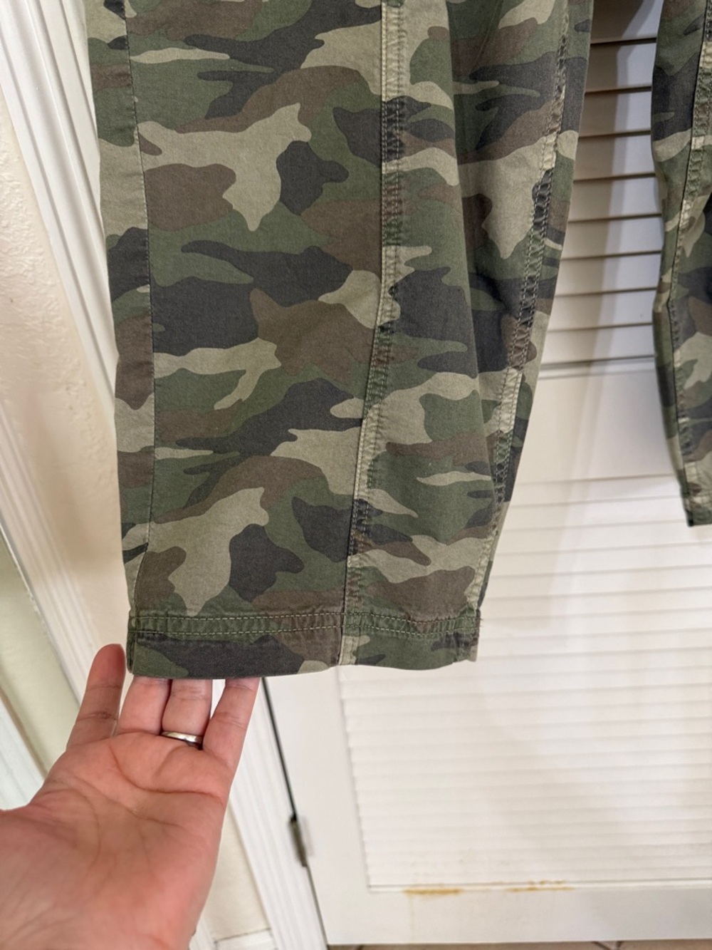 American Eagle Outfitters Camouflage Wide Leg Pants - Picture 8 of 8